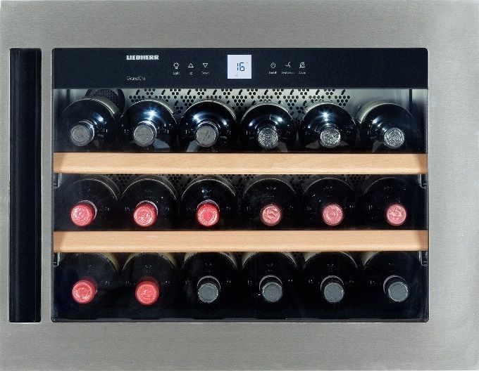 dac5dd30-b533-11e5-81d7-002590aecc74-1