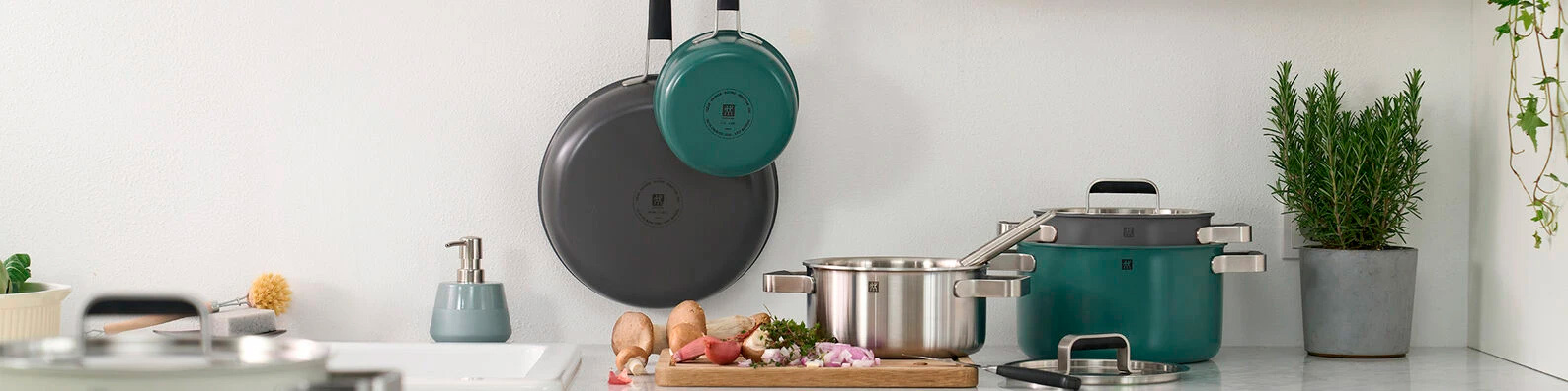 Картинка ZWILLING Pure — союз эстетики и функциональности на вашей кухне ZWILLING Pure — союз эстетики и функциональности на вашей кухне