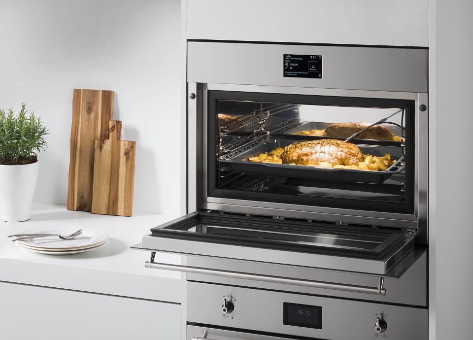 brx_postcardDeskLarge (2).jpg