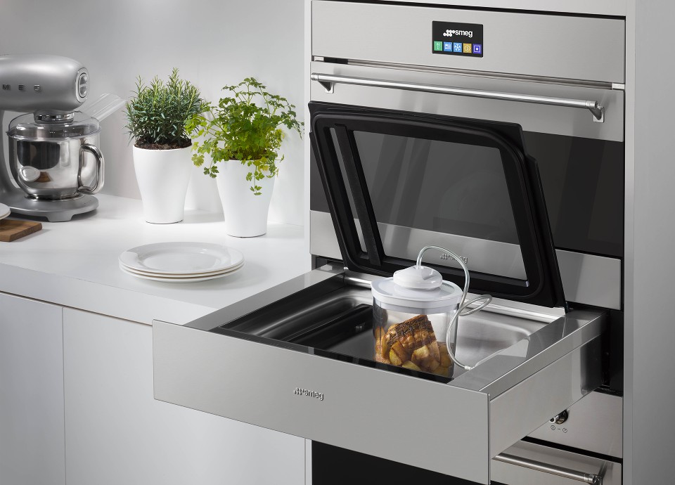 brx_postcardDeskLarge (5).jpg