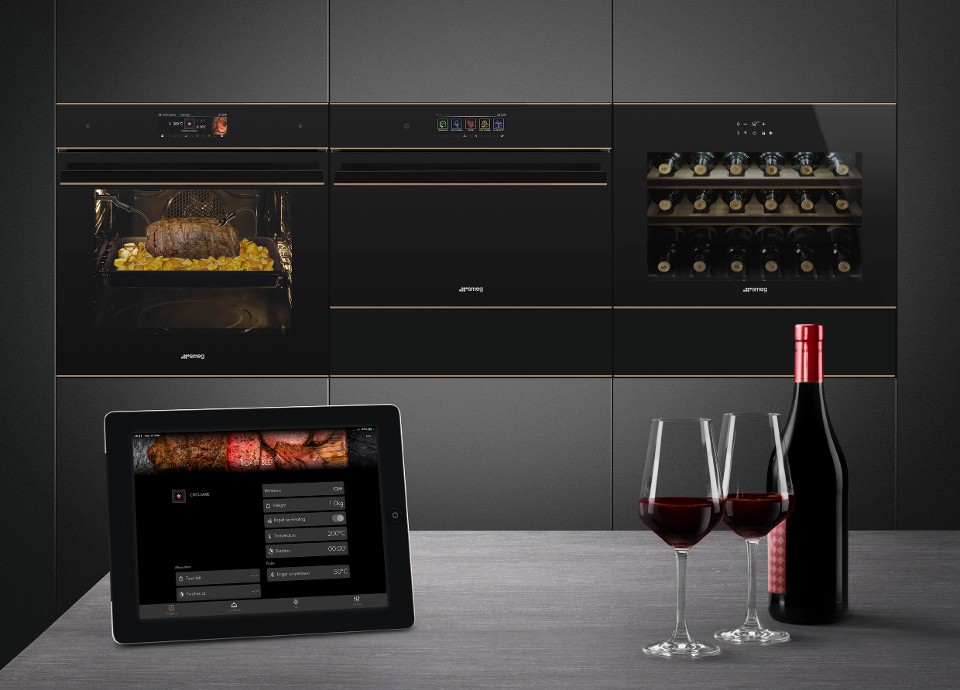 brx_postcardDeskLarge.jpg brx_postcardDeskLarge.jpg