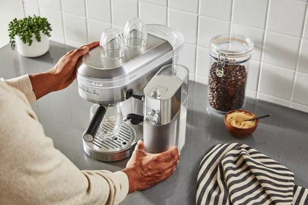 3264effe-5d65-11eb-811d-001d60bde2ae-2