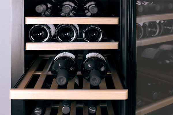 b3e496b3-09ef-11e9-8270-002590aecc74-2