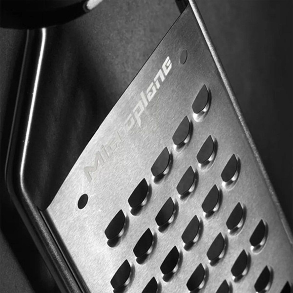 c77458a5-cae7-11ec-8686-a4bf018f3b7a-4