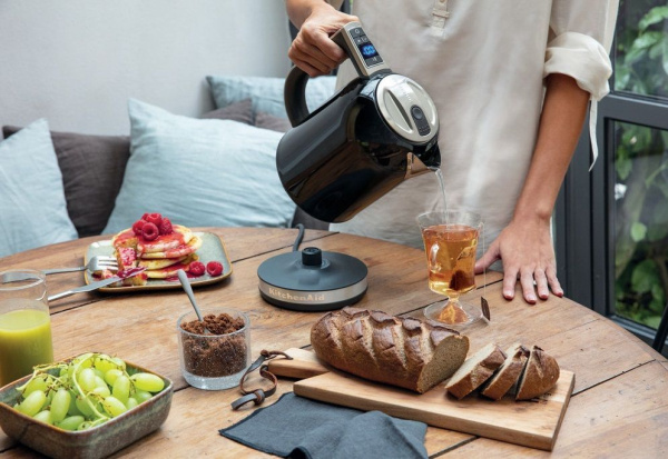 ed1c5485-b3a5-11e5-81d7-002590aecc74-3