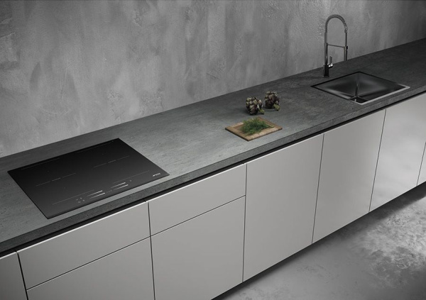 62e9c340-918e-11e8-825e-002590aecc74-2