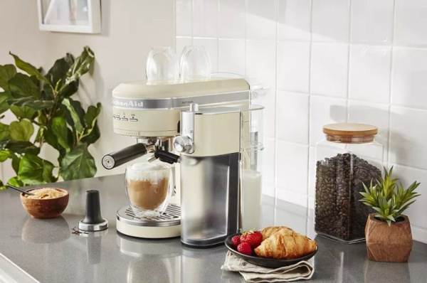 3264eff8-5d65-11eb-811d-001d60bde2ae-4