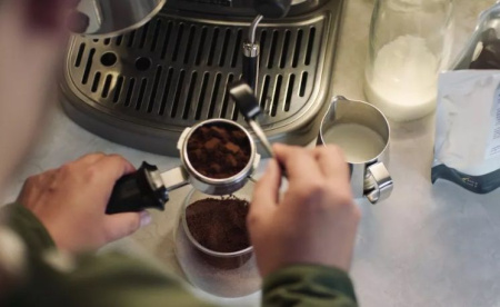 f46ff1ad-c298-11e5-81d9-002590aecc74-7