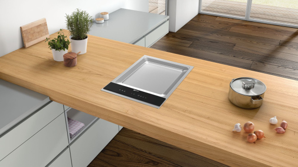 c372ce05-9d3e-11e8-825e-002590aecc74-2