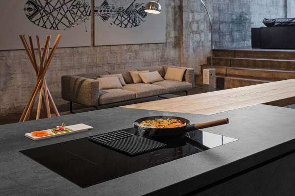 42c2575d-977d-11ea-8110-001d60bde2ae-5