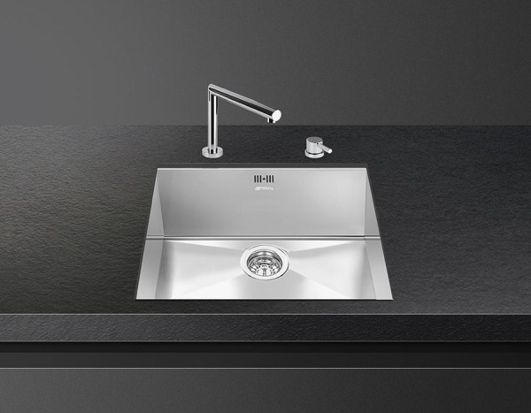 e45b867d-46d2-11e7-822d-002590aecc74-2